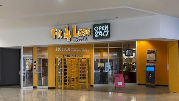 Exterior of a 24/7 Fit4Less Gym