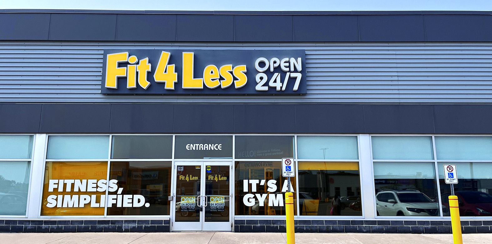 Exterior of a 24/7 Fit4Less Gym