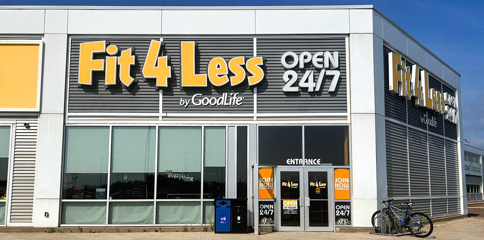 Exterior of a 24/7 Fit4Less Gym