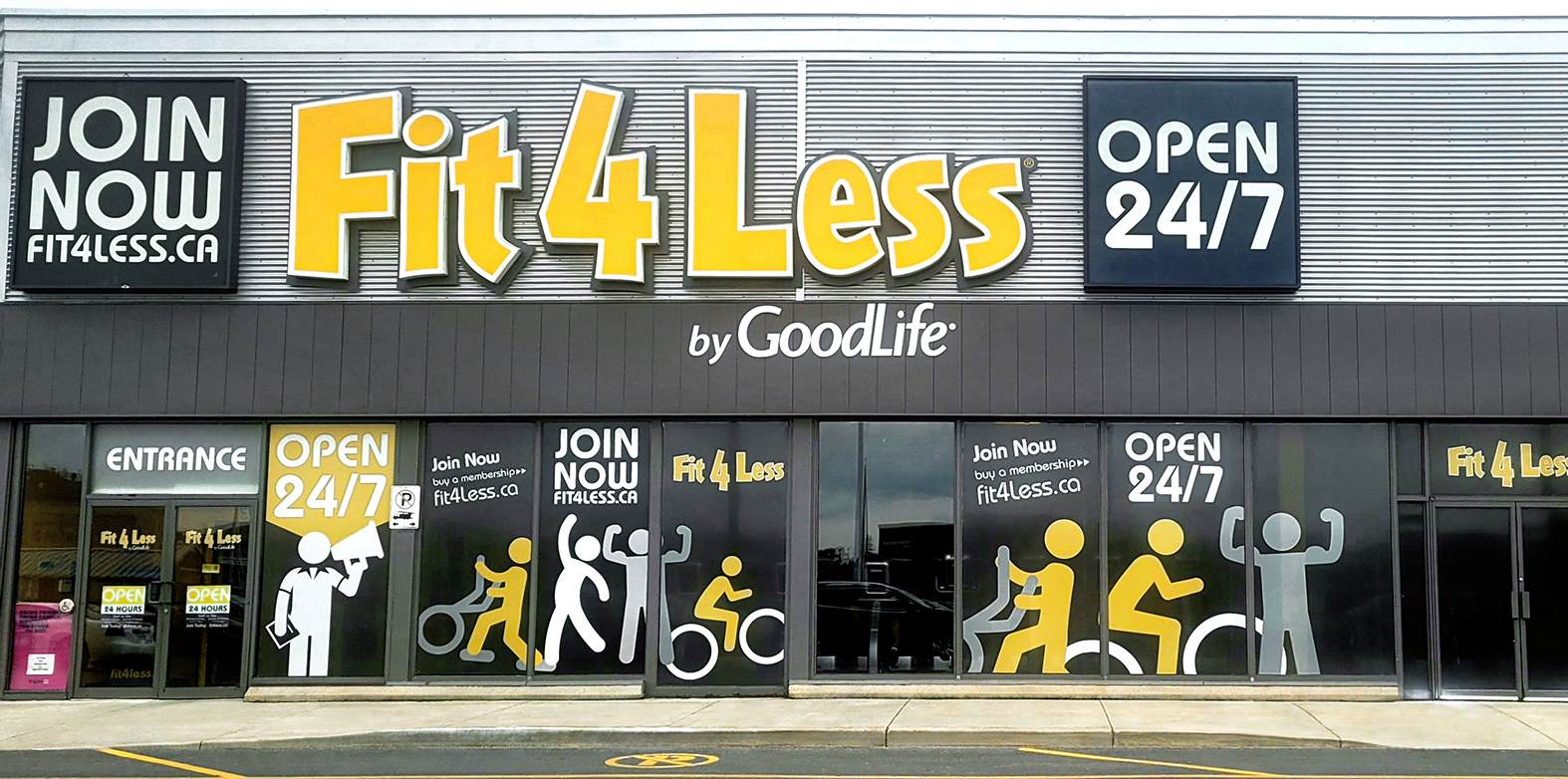 Exterior of a 24/7 Fit4Less Gym